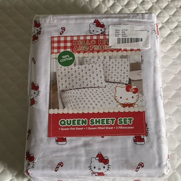 Hello Kitty Other - Hello Kitty Sheet Set - White and Red